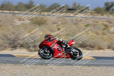 media/Mar-23-2025-CVMA (Sun) [[674f32b282]]/Race 4-Amateur Supersport MW/